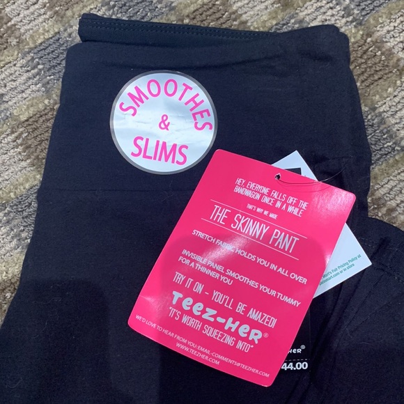 Black yoga pants - Picture 2 of 3